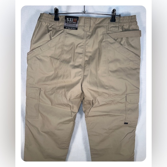 5.11 Tactical series pants. Size 38/34.  Color: lacking - Picture 4 of 6